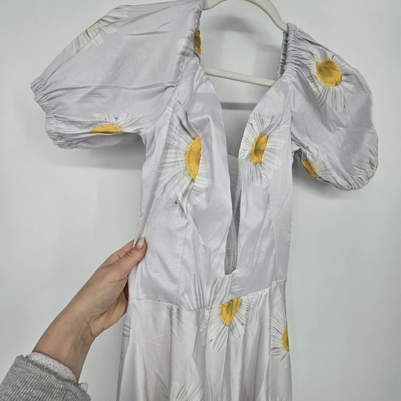 Mar a Mar silver dandilioan long puff sleeve dress size small - Picture 3 of 7